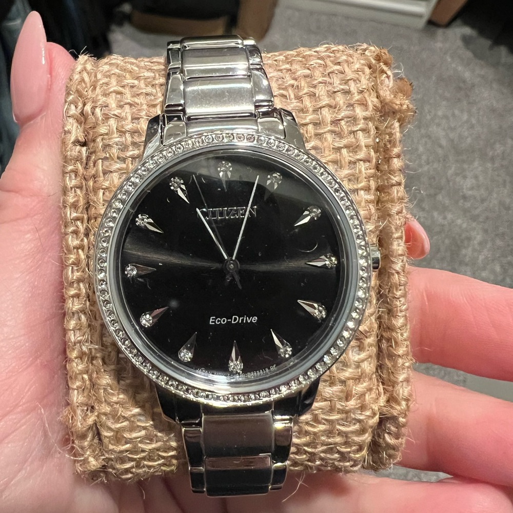 Citizen Watch - Picture 2 of 2
